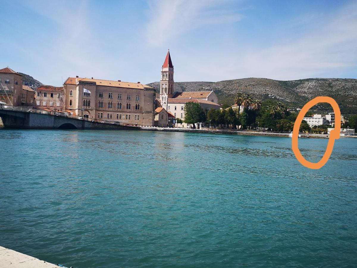 Apartman Petrovic City Center Trogir Exterior photo