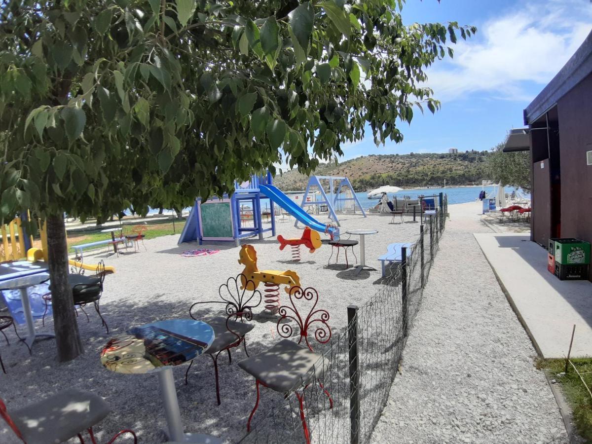 Apartman Petrovic City Center Trogir Exterior photo