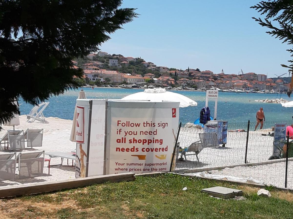 Apartman Petrovic City Center Trogir Exterior photo